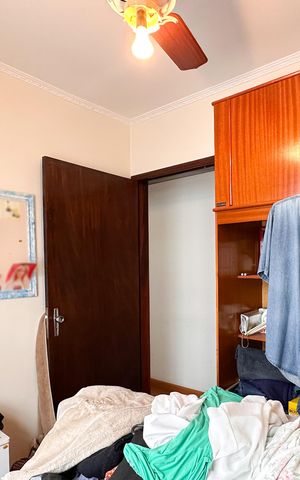 Casa à venda com 185m², 2 quartos e 2 vagas Casa à venda com 185m², 2 quartos e 2 vagasQuarto 2