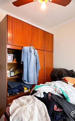 Casa à venda com 185m², 2 quartos e 2 vagas Casa à venda com 185m², 2 quartos e 2 vagasQuarto 2