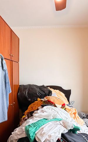 Casa à venda com 185m², 2 quartos e 2 vagas Casa à venda com 185m², 2 quartos e 2 vagasQuarto 2
