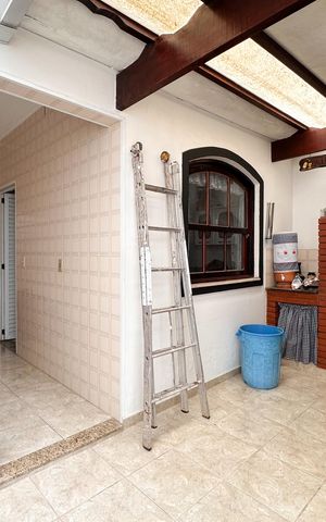 Casa à venda com 185m², 2 quartos e 2 vagas Casa à venda com 185m², 2 quartos e 2 vagasÁrea gourmet