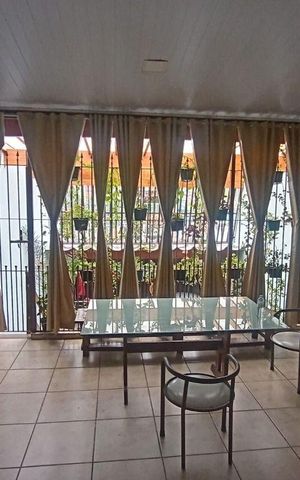 Casa à venda com 192m², 6 quartos e 4 vagas