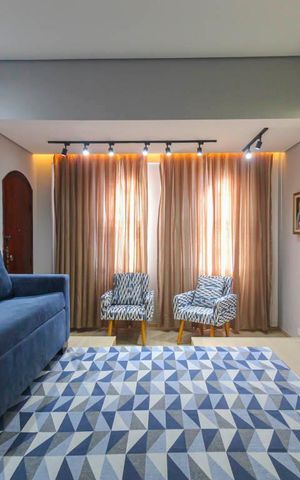 Casa à venda com 250m², 3 quartos e 4 vagas Casa à venda com 250m², 3 quartos e 4 vagasSala