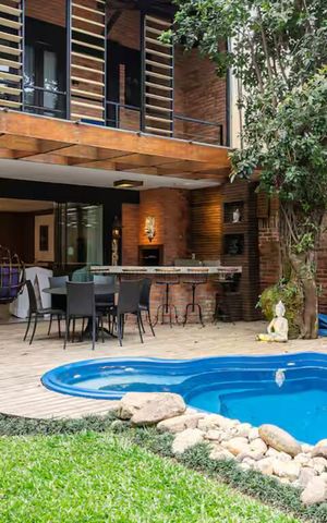 Casa de condomínio para alugar com 339m², 5 quartos e 4 vagas