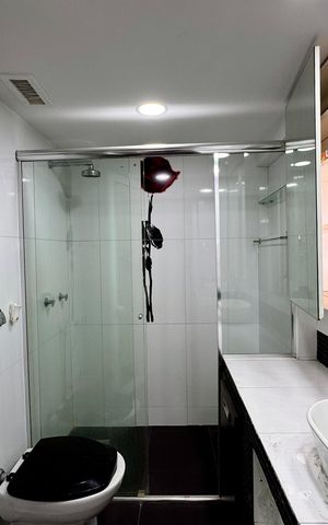 Apartamento para alugar com 169m², 3 quartos e 1 vaga