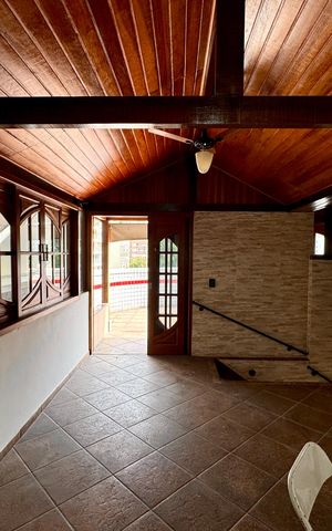Apartamento para alugar com 169m², 3 quartos e 1 vaga