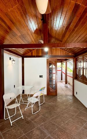 Apartamento para alugar com 169m², 3 quartos e 1 vaga