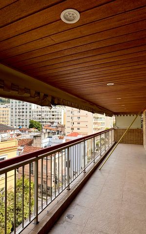 Apartamento para alugar com 169m², 3 quartos e 1 vaga