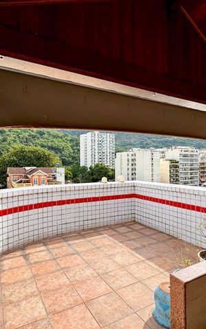 Apartamento para alugar com 169m², 3 quartos e 1 vaga