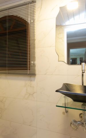 Casa à venda com 270m², 3 quartos e 10 vagasBanheiro 2 