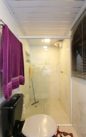 Casa à venda com 270m², 3 quartos e 10 vagasBanheiro 2 