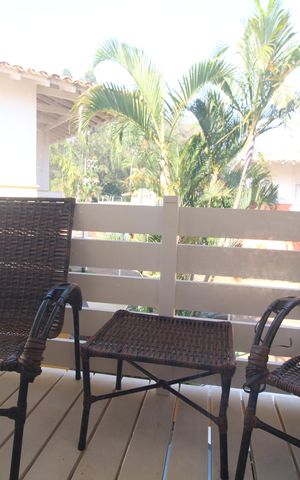 Casa de condomínio à venda com 640m², 4 quartos e 2 vagasSacada quarto 1