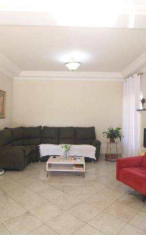 Casa de condomínio à venda com 640m², 4 quartos e 2 vagasSala 1