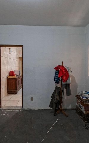 Casa à venda com 140m², 4 quartos e 2 vagas Casa à venda com 140m², 4 quartos e 2 vagasQuarto 4
