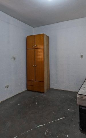 Casa à venda com 140m², 4 quartos e 2 vagas Casa à venda com 140m², 4 quartos e 2 vagasQuarto 4