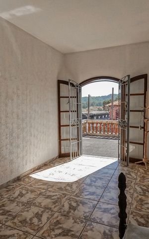 Casa à venda com 140m², 4 quartos e 2 vagas Casa à venda com 140m², 4 quartos e 2 vagasQuarto 3