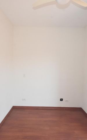 Casa de condomínio à venda com 131m², 3 quartos e 2 vagas Casa de condomínio à venda com 131m², 3 quartos e 2 vagasQuarto 1
