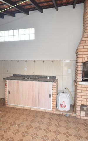 Casa de condomínio à venda com 131m², 3 quartos e 2 vagas Casa de condomínio à venda com 131m², 3 quartos e 2 vagasÁrea externa
