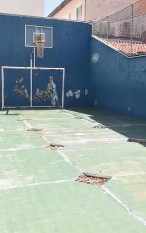 Casa de condomínio à venda com 131m², 3 quartos e 2 vagas Casa de condomínio à venda com 131m², 3 quartos e 2 vagasQuadra Esportiva