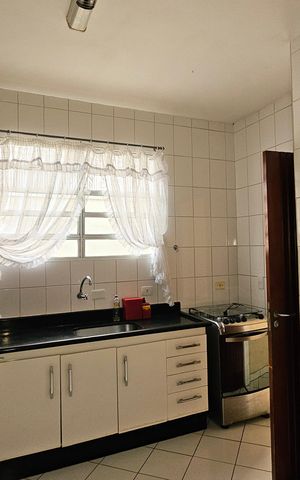Casa de condomínio à venda com 131m², 3 quartos e 2 vagas