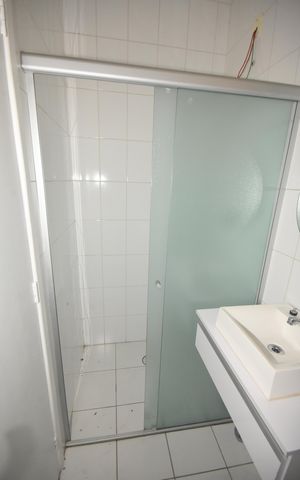 Casa de condomínio à venda com 131m², 3 quartos e 2 vagas Casa de condomínio à venda com 131m², 3 quartos e 2 vagasBanheiro Social 1