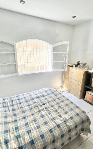 Casa à venda com 240m², 4 quartos e 10 vagas Casa à venda com 240m², 4 quartos e 10 vagasQuarto 2