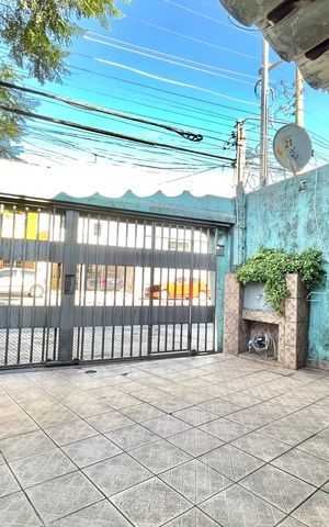 Casa para alugar com 177m², 5 quartos e 2 vagas Casa para alugar com 177m², 5 quartos e 2 vagasGaragem