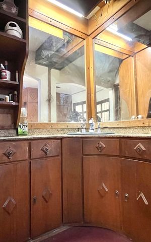 Casa para alugar com 177m², 5 quartos e 2 vagas Casa para alugar com 177m², 5 quartos e 2 vagasBanheiro da Suíte