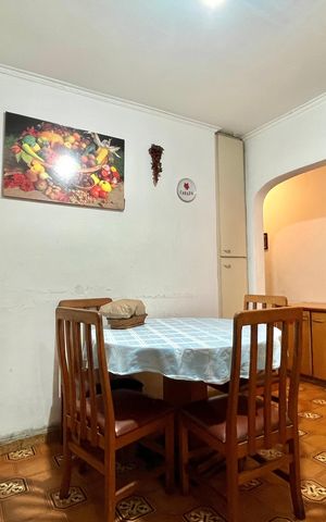 Casa para alugar com 177m², 5 quartos e 2 vagas Casa para alugar com 177m², 5 quartos e 2 vagasCozinha