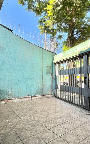 Casa para alugar com 177m², 5 quartos e 2 vagas Casa para alugar com 177m², 5 quartos e 2 vagasGaragem