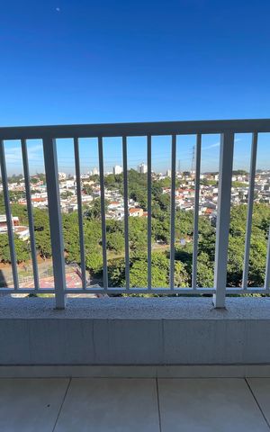 Apartamento à venda com 42m², 2 quartos e 1 vaga Apartamento à venda com 42m², 2 quartos e 1 vagaVaranda