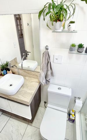 Casa à venda com 120m², 2 quartos e 3 vagas Casa à venda com 120m², 2 quartos e 3 vagasBanheiro