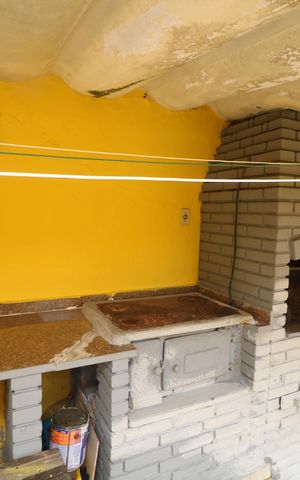 Casa à venda com 120m², 5 quartos e 2 vagasChurrasqueira