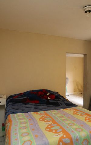 Casa à venda com 120m², 5 quartos e 2 vagasQuarto 2