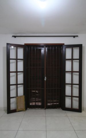 Casa à venda com 117m², 6 quartos e 1 vagaSuíte 1
