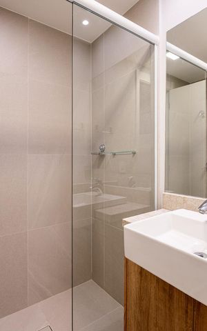 Studio para alugar com 26m², 1 quarto e 1 vaga Studio para alugar com 26m², 1 quarto e 1 vagaBanheiro