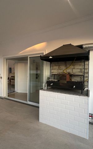 Casa de condomínio para alugar com 450m², 4 quartos e 4 vagas Casa de condomínio para alugar com 450m², 4 quartos e 4 vagasChurrasqueira