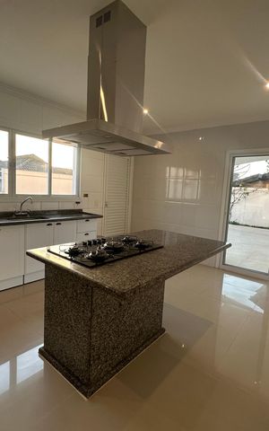 Casa de condomínio para alugar com 450m², 4 quartos e 4 vagas Casa de condomínio para alugar com 450m², 4 quartos e 4 vagasCozinha