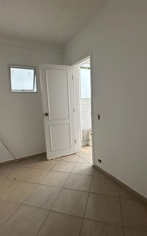 Casa de condomínio para alugar com 450m², 4 quartos e 4 vagas Casa de condomínio para alugar com 450m², 4 quartos e 4 vagasQuarto de Serviço