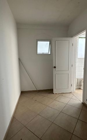 Casa de condomínio para alugar com 450m², 4 quartos e 4 vagas Casa de condomínio para alugar com 450m², 4 quartos e 4 vagasQuarto de Serviço