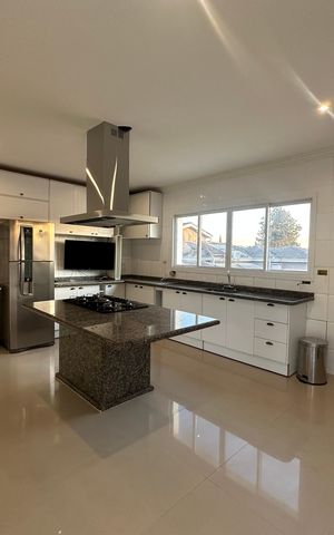 Casa de condomínio para alugar com 450m², 4 quartos e 4 vagas Casa de condomínio para alugar com 450m², 4 quartos e 4 vagasCozinha