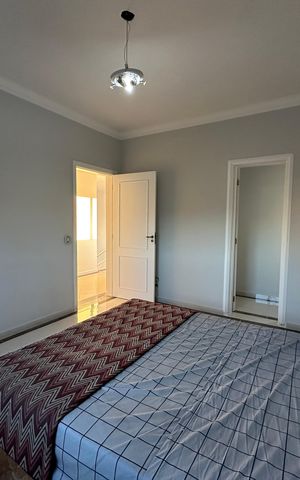 Casa de condomínio para alugar com 450m², 4 quartos e 4 vagas Casa de condomínio para alugar com 450m², 4 quartos e 4 vagasSuíte 3