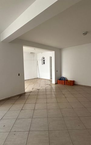 Casa de condomínio para alugar com 450m², 4 quartos e 4 vagas Casa de condomínio para alugar com 450m², 4 quartos e 4 vagasÁrea comum