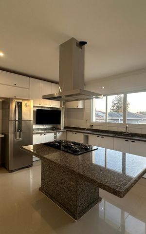 Casa de condomínio para alugar com 450m², 4 quartos e 4 vagas Casa de condomínio para alugar com 450m², 4 quartos e 4 vagasCozinha