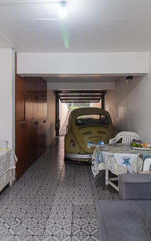 Casa à venda com 200m², 4 quartos e 2 vagasGaragem