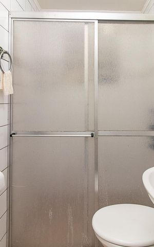 Casa à venda com 200m², 4 quartos e 2 vagasBanheiro Social 2