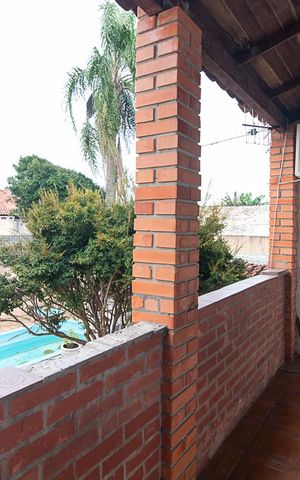 Casa à venda com 200m², 4 quartos e 2 vagasVaranda