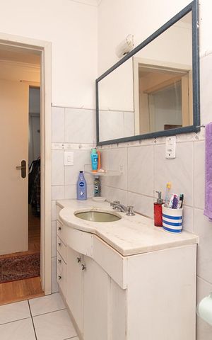 Casa à venda com 200m², 4 quartos e 2 vagasBanheiro Social 1