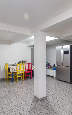 Casa à venda com 200m², 4 quartos e 2 vagasCozinha