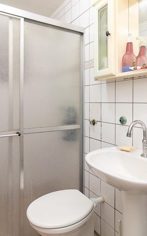 Casa à venda com 200m², 4 quartos e 2 vagasBanheiro Social 2