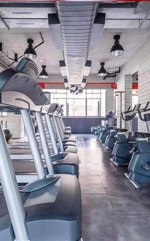 Studio à venda com 29m², 1 quarto e sem vaga Studio à venda com 29m², 1 quarto e sem vagaÁrea Comum - Academia